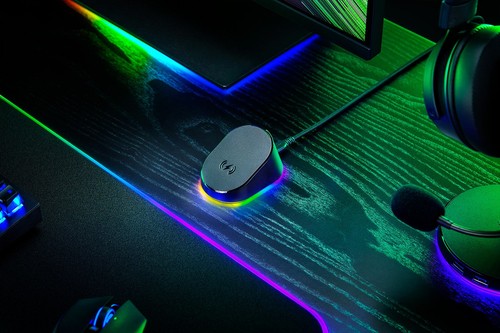 RAZER Mouse Dock Pro + Wireless Charging Puck, Kabellose Maus- Ladestation, RZ81-01990100-B3M1